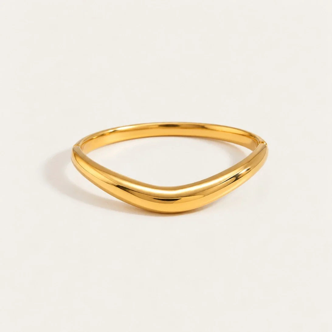 Gold Arco BRACELET: a slim, polished bangle with a soft curved arch — Folie à Trois