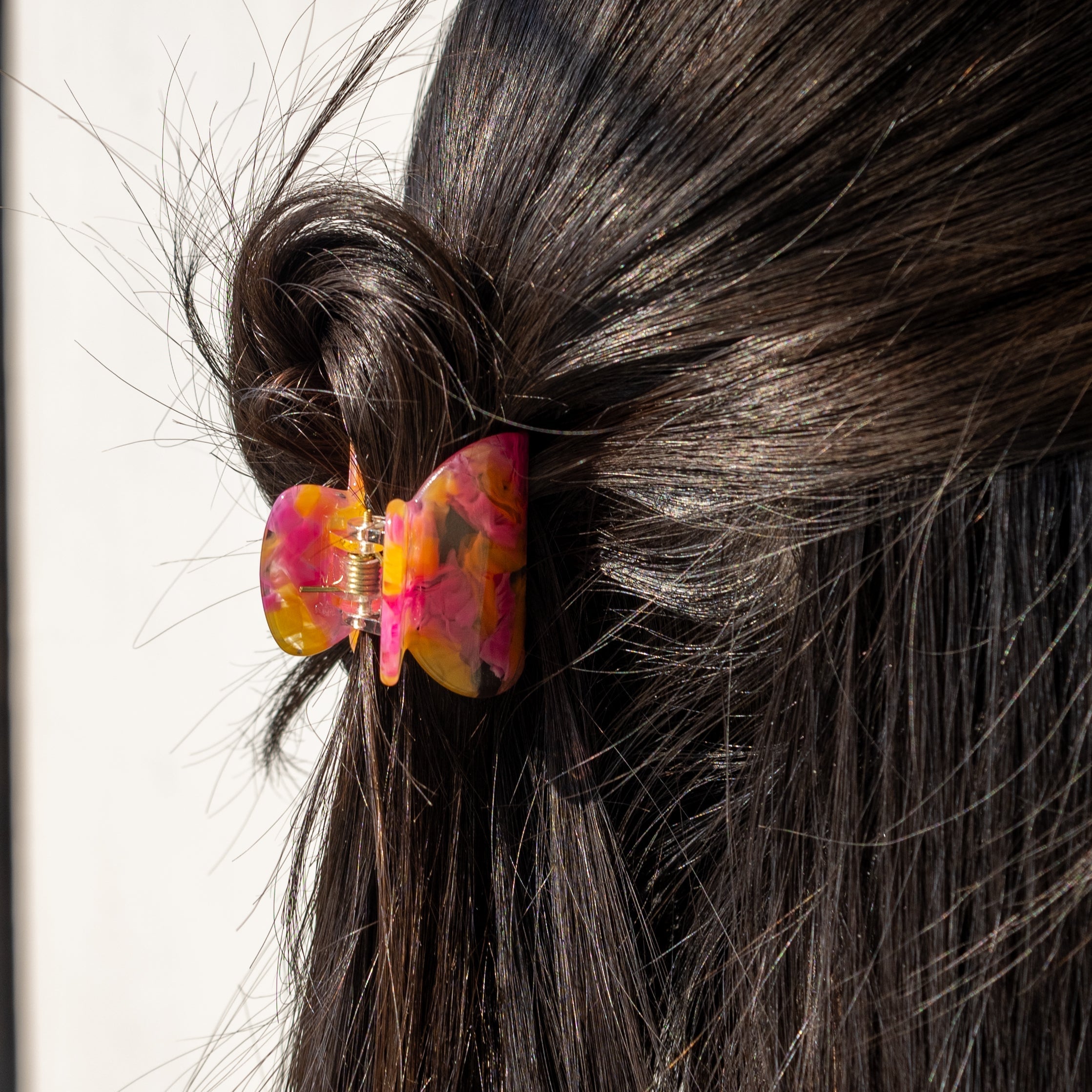 Bubblegum HAIR CLIP