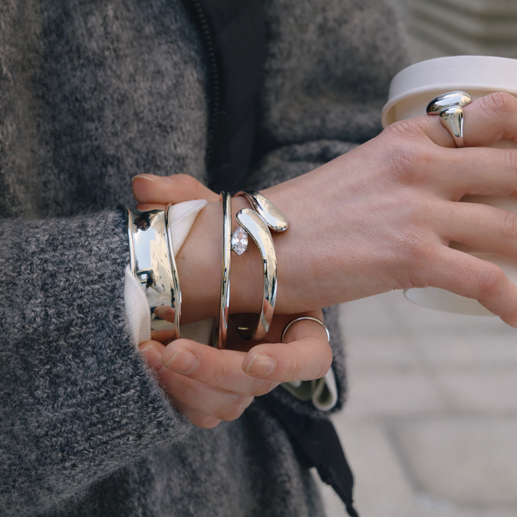 Electric Frost BRACELET