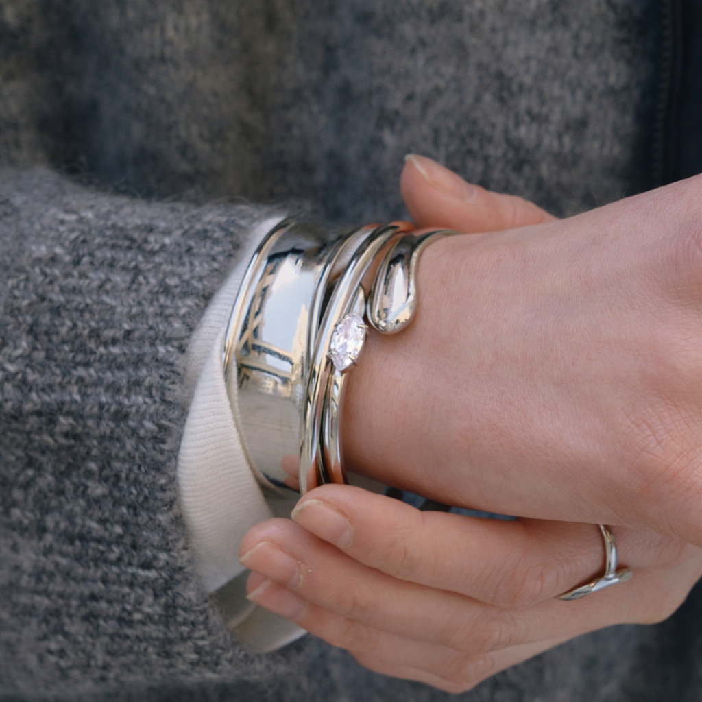 Electric Frost BRACELET