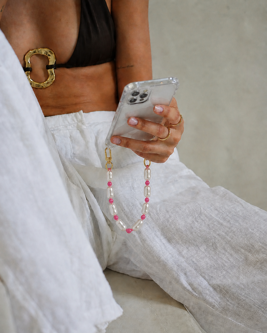 Posy Pearl court CORDON DE TELEPHONE
