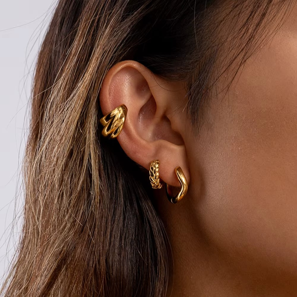 Hotline EAR CUFF