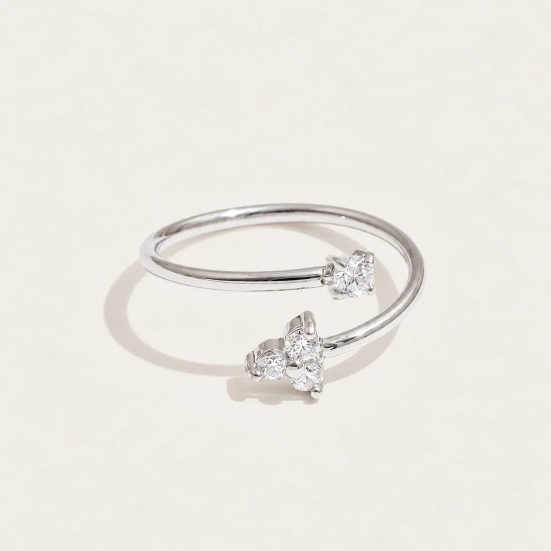 Silver-tone Stella RING: a fine open band finished with a small sparkling white zirconia stone — Folie à Trois