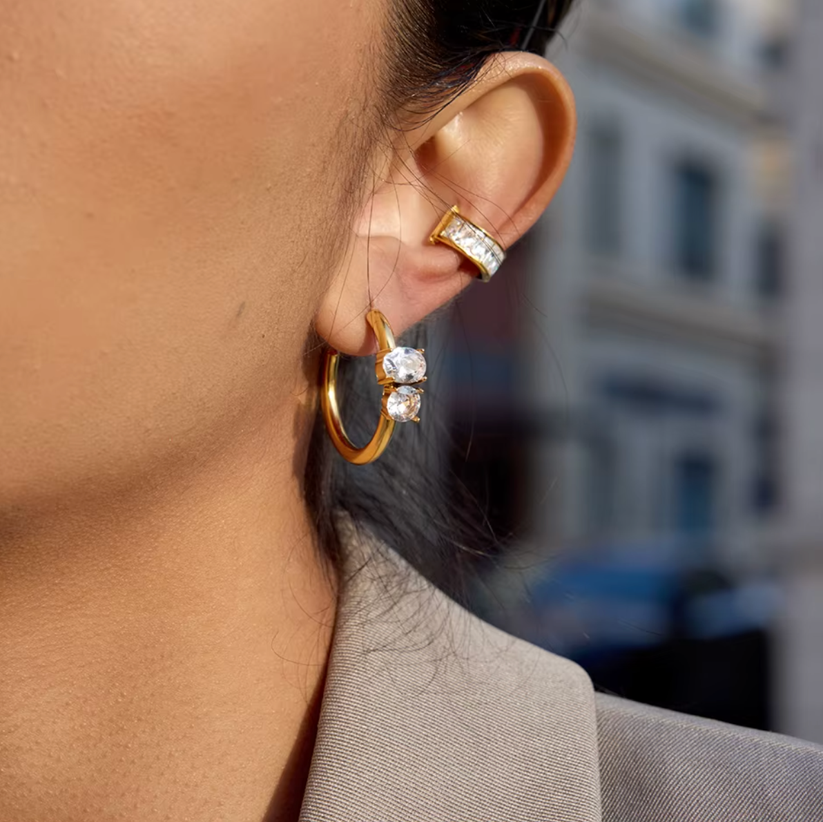 White Noise EARRINGS