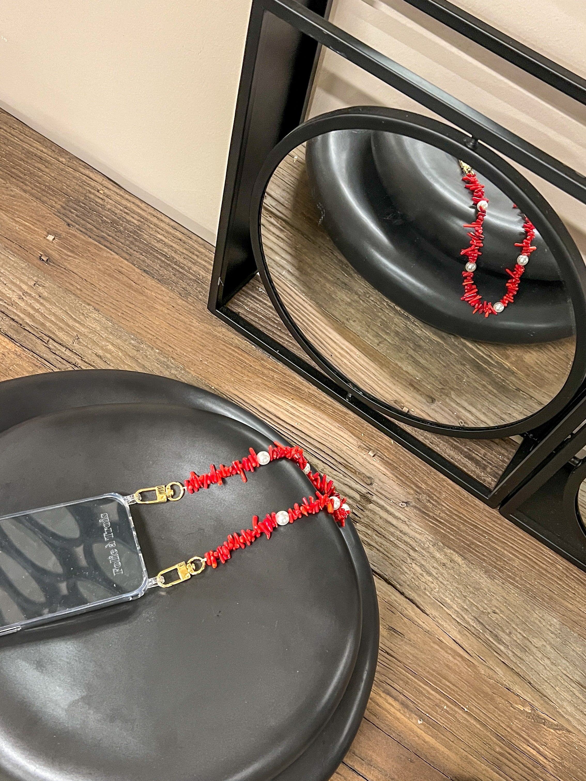 Shell Whisper KORTE TELEFOONKETTING