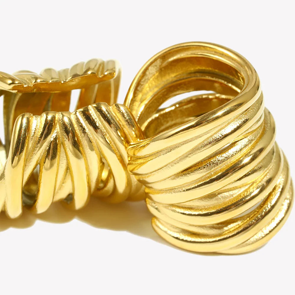 Drive me Crazy EAR CUFF