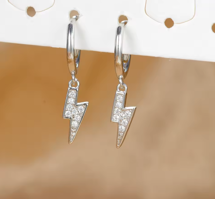 Light Me Up OORBELLEN