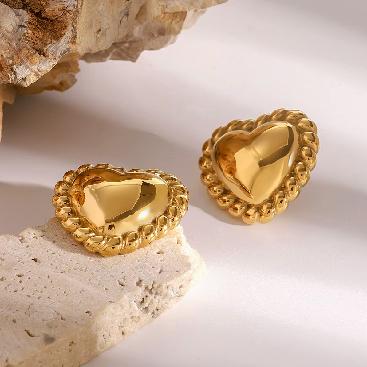 hartjes stud oorbellen