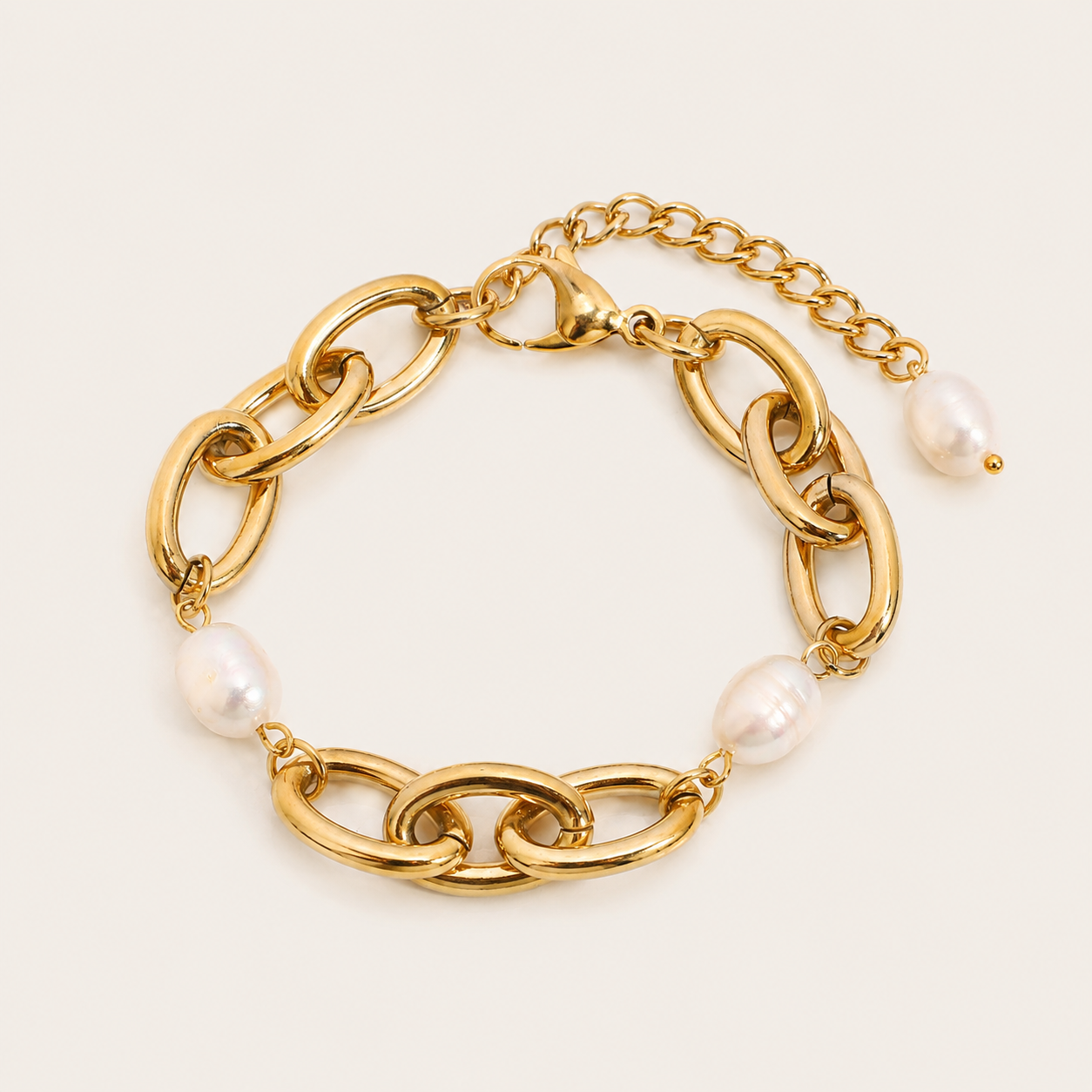 Reckless Bracelet – Gold & Pearl Stainless Steel by Folie à Trois