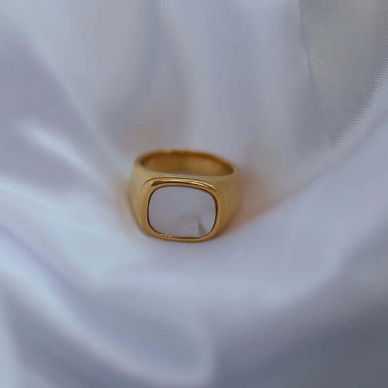 90’s Culture RING Folie à Trois