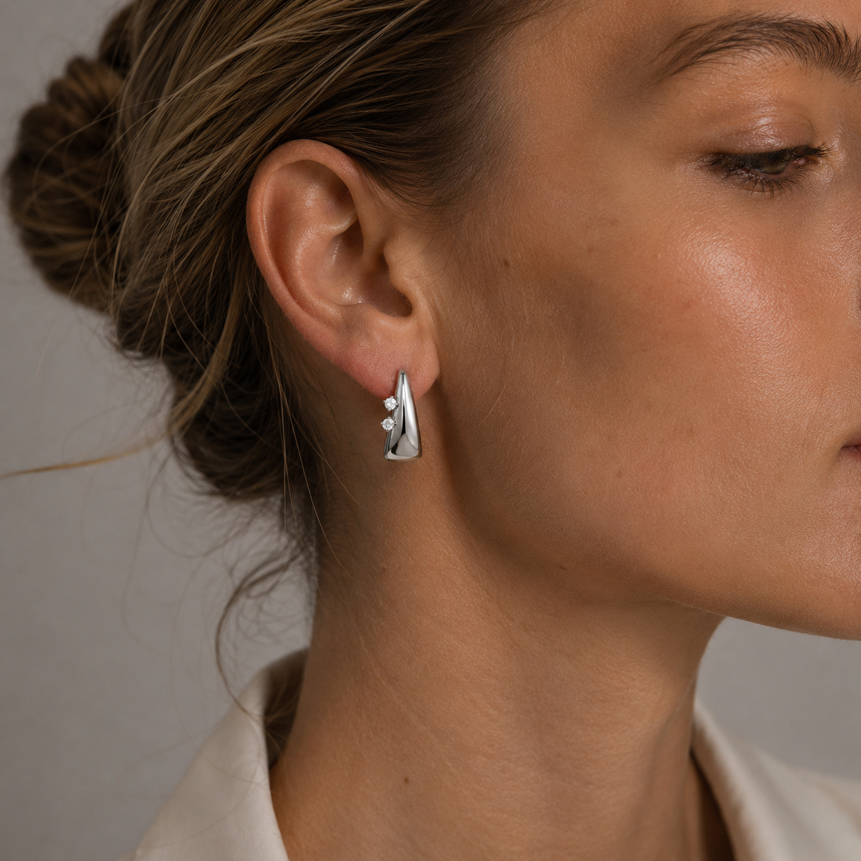 Avaline EARRINGS