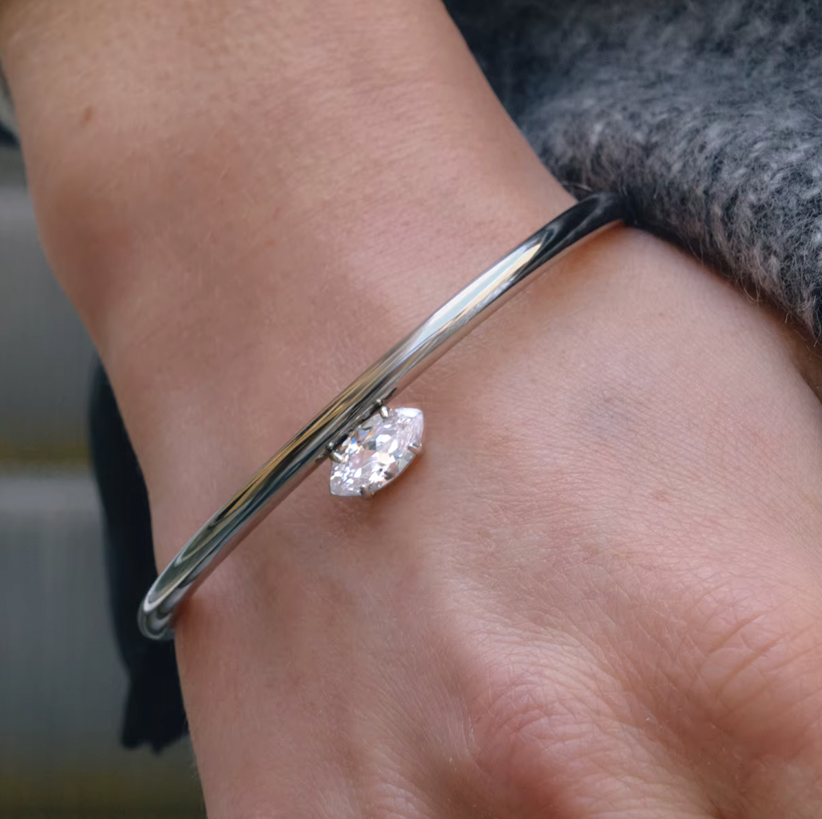 Electric Frost BRACELET
