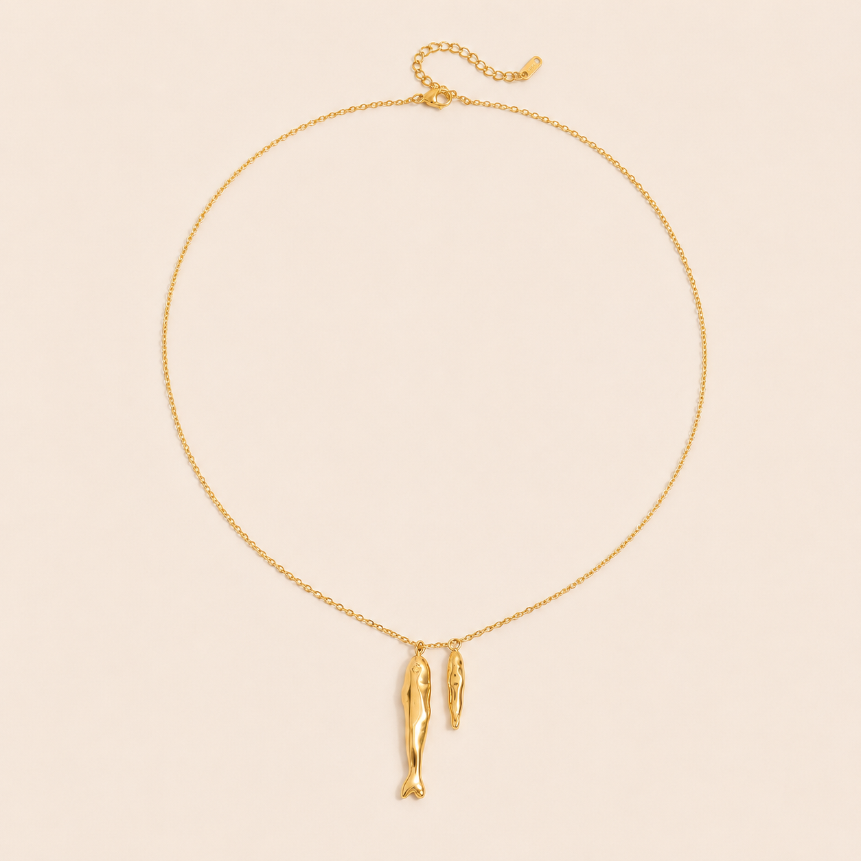 Sardina Necklace Detail – Folie à Trois Fish Charm