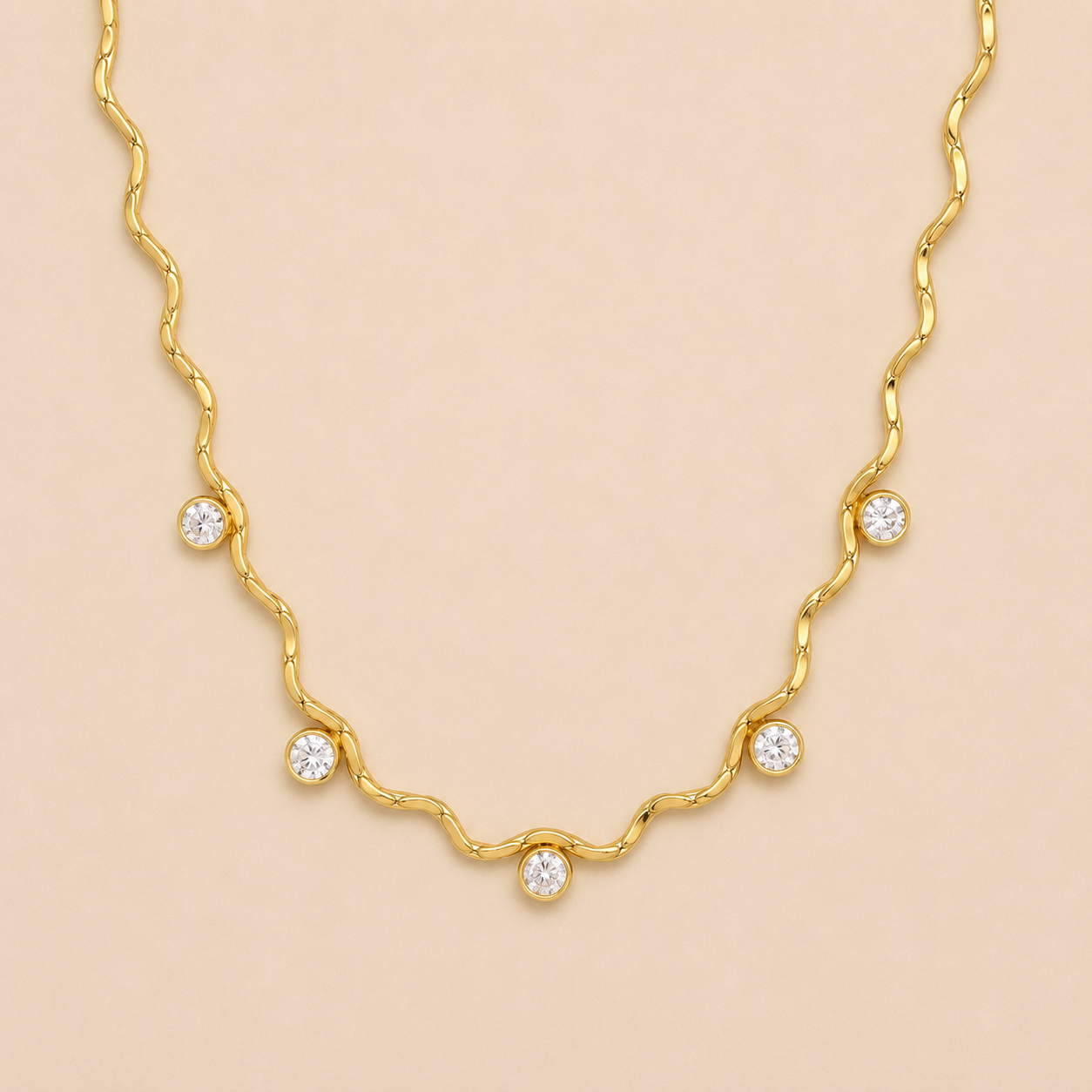 Aria Necklace Gold & White – Stainless Steel by Folie à Trois