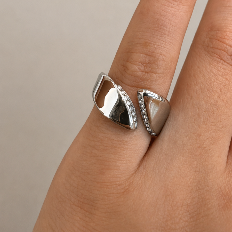 Maddie RING