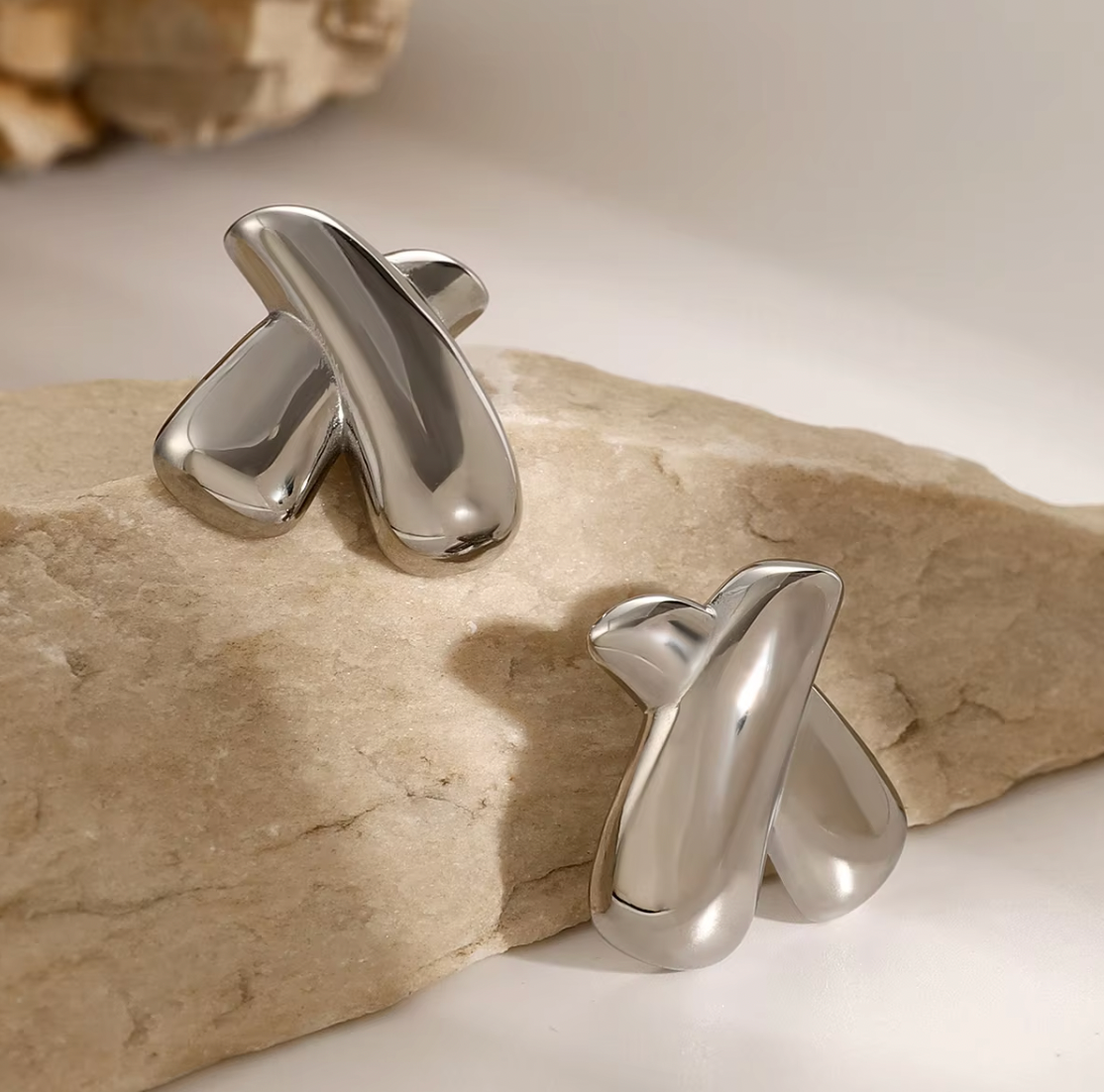 Midnight Spark OORBELLEN