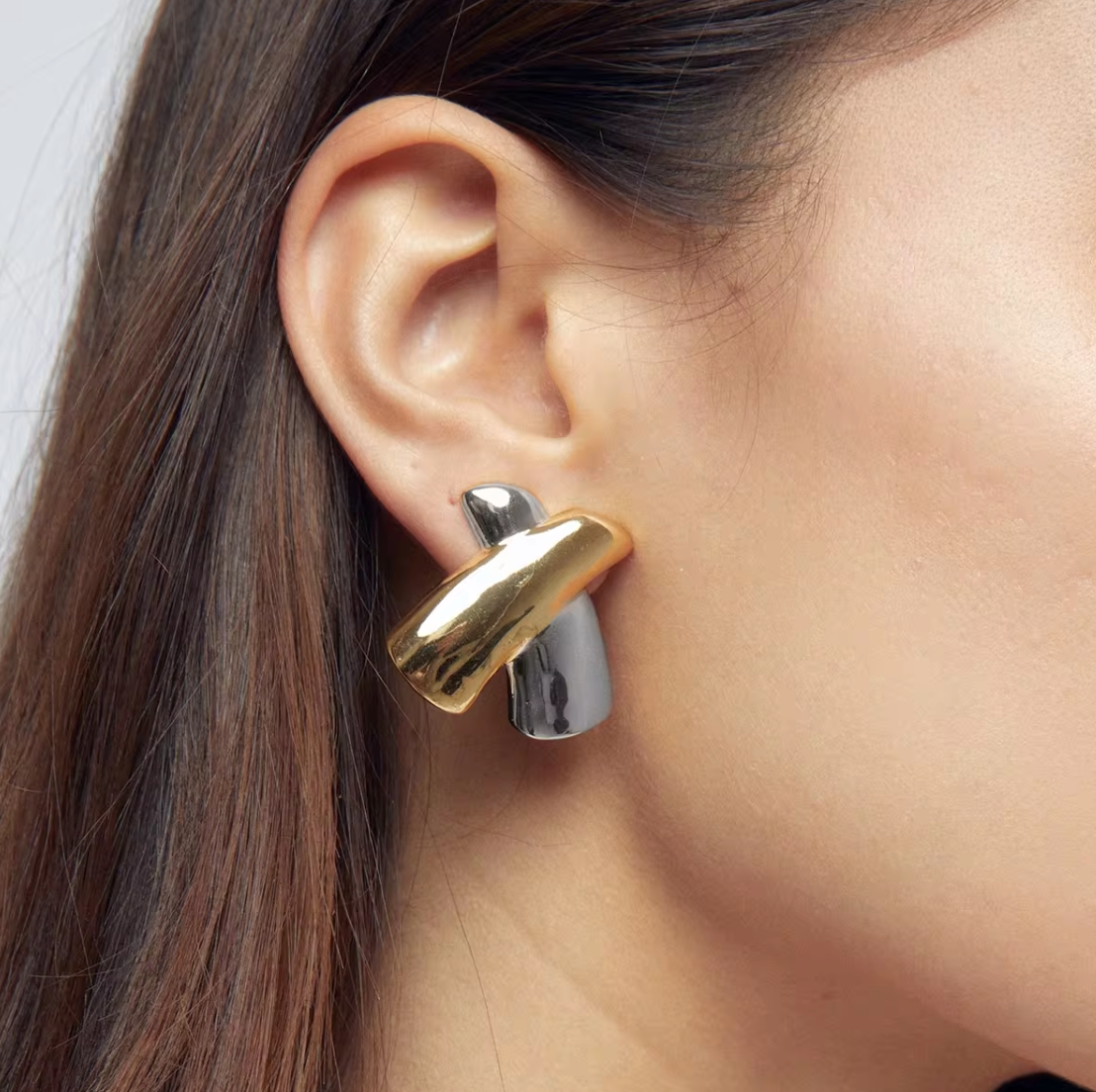 Midnight Spark OORBELLEN