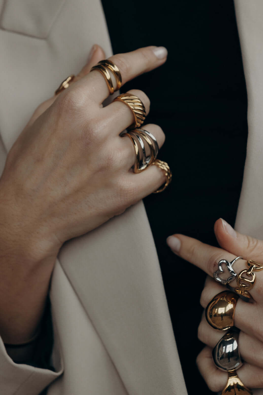 Street Side RING Folie à Trois