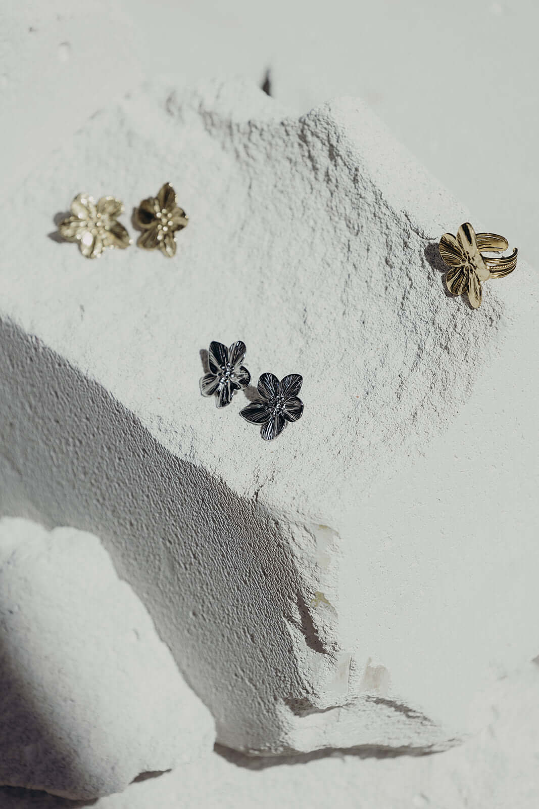 Love Language EARRINGS Folie à Trois